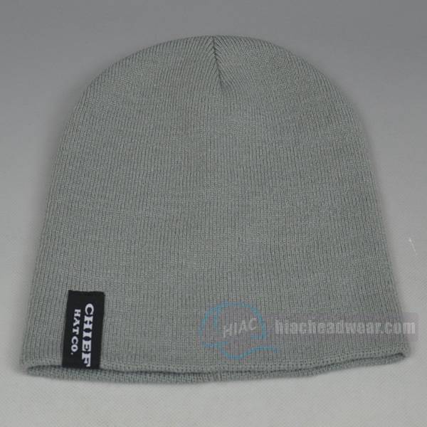 custom knitted beanie grey woven label